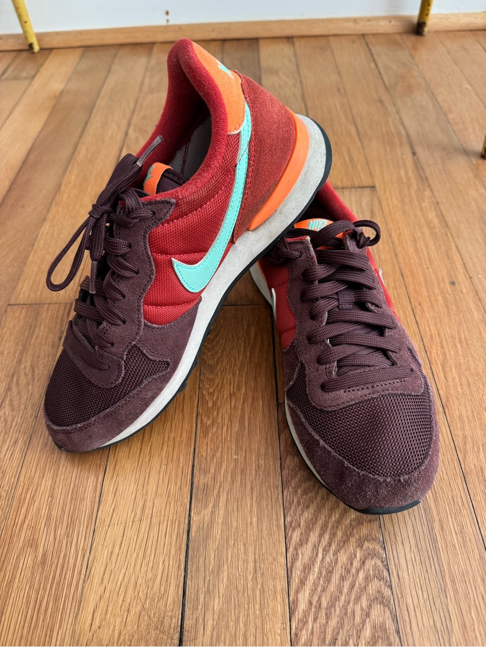 Nike Burgundy/ plum, red and mint green/ and bright orange retro Low-Top Runner